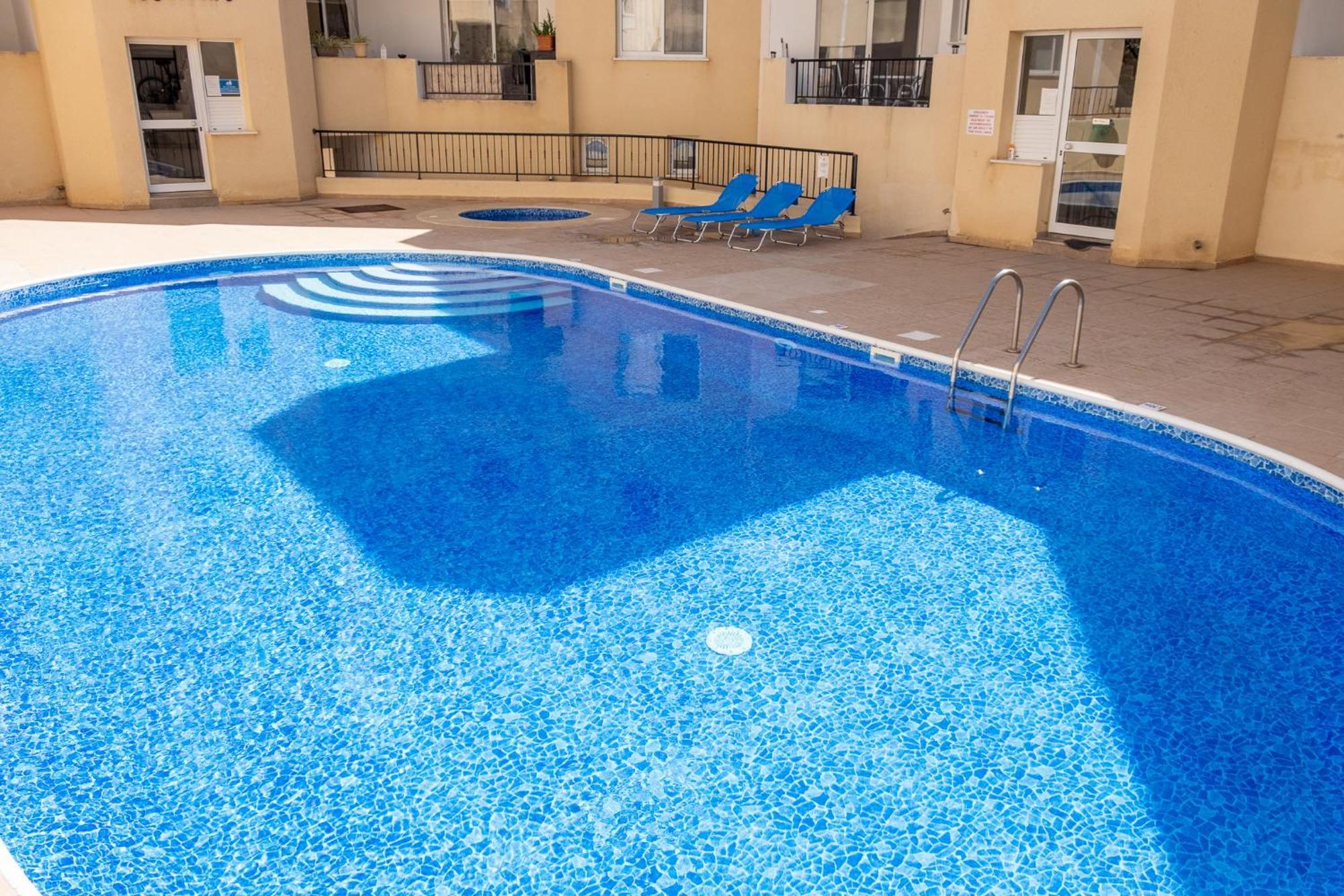 Stylish 2 Bedroom Apartment In Pegia Пея Екстериор снимка